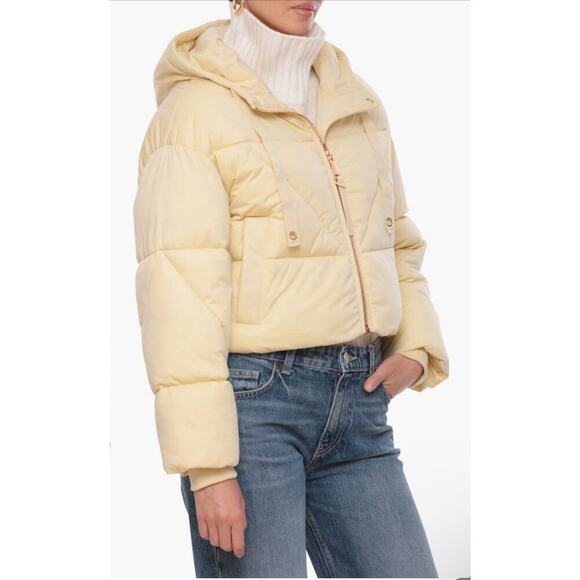 Avec Les Filles Black Cropped Puffer Jacket S Hooded Faux Down Stylish Warm NWT - Picture 8 of 9